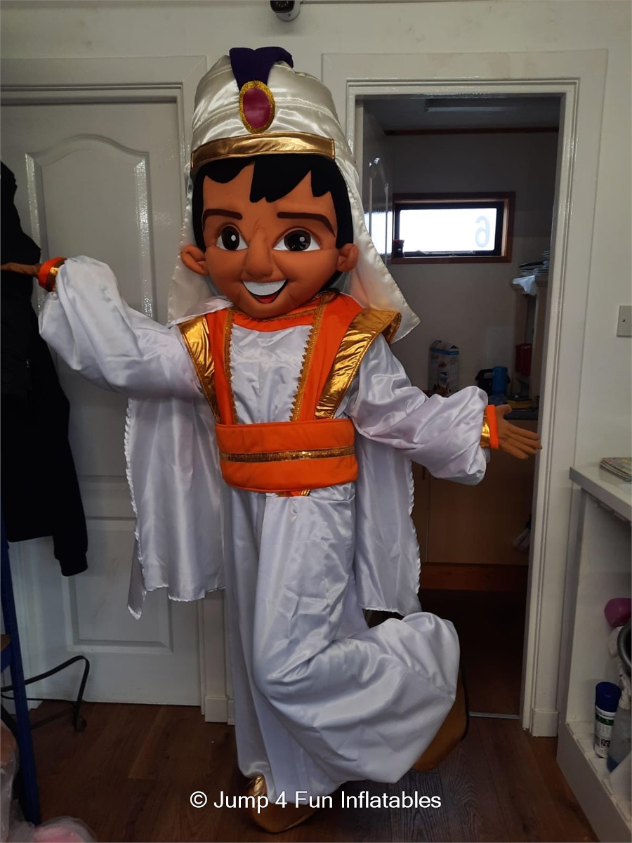 Princess Jasmine & Aladdin Mascot Hire Best Hire service in Glasgow